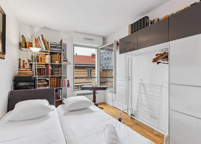 Proche De La Tour Eiffel 파리