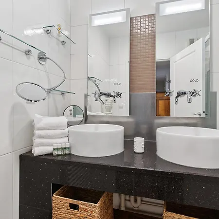 Apart Otel Proche De La Tour Eiffel 4*