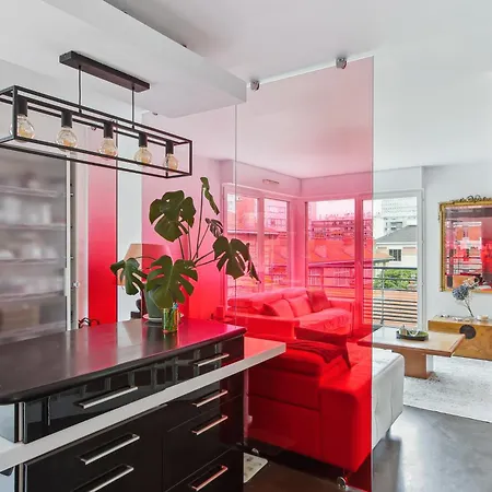 Proche De La Tour Eiffel Paris